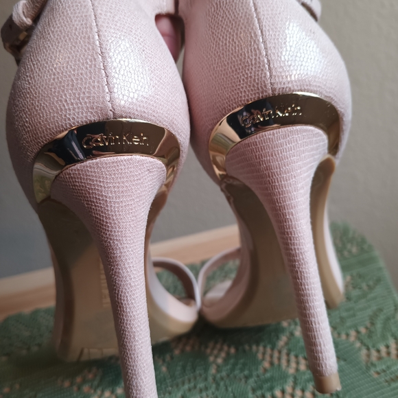 Calvin Klein Women's Pink Heeled Sandals - Picture 15 of 15